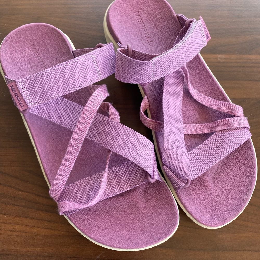 SOLD - Merrell Mauve Strappy Sandals